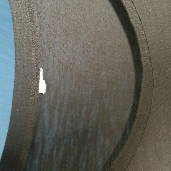 Casual & Comfy Black Top with Scoop Neck - Picture 4 of 4